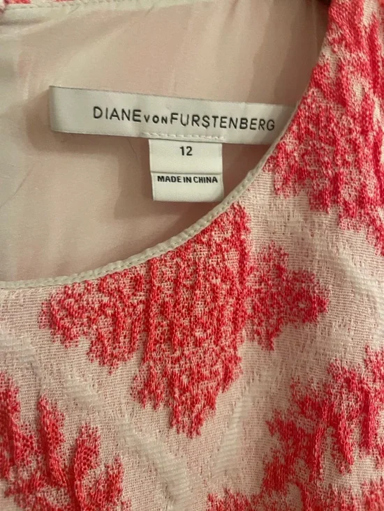 Diane von Furstenberg Pink & Coral Textured Dress - Picture 2 of 10